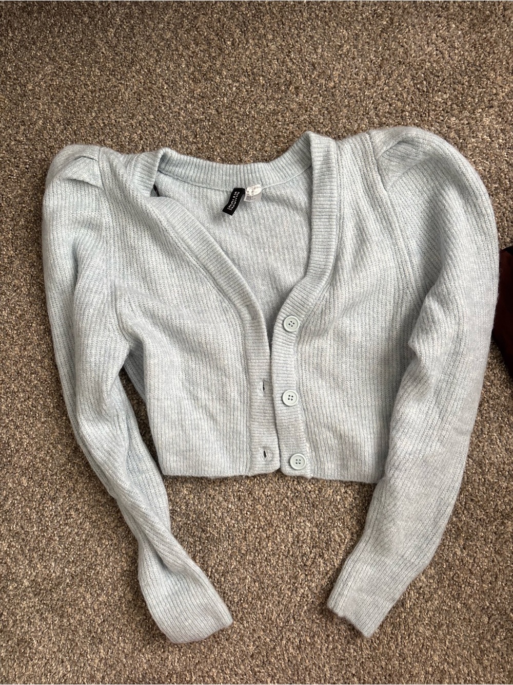 H&M Cropped Light Blue Ribbed V-Neck Cardigan Sweater